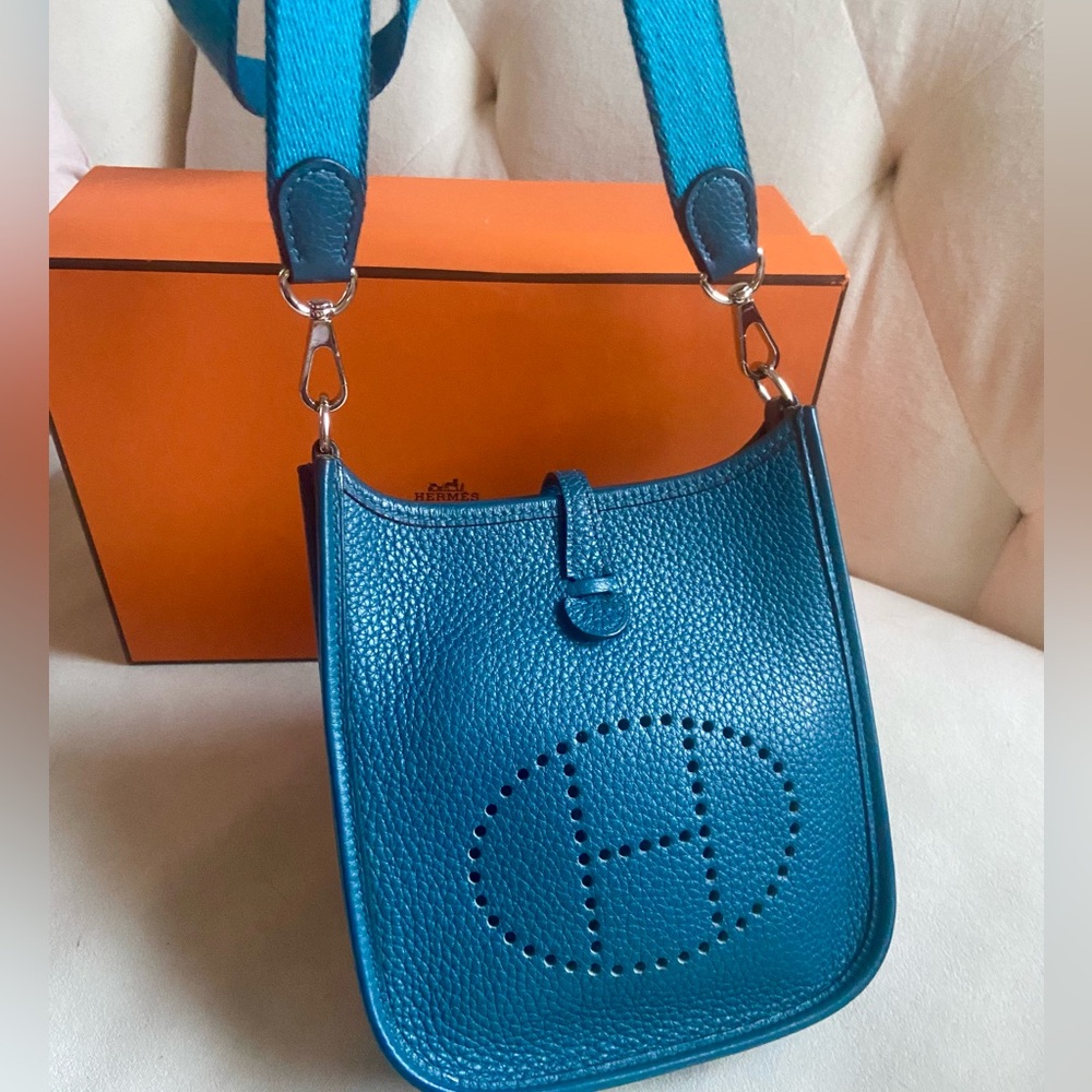 Hermes mini Evelyne With Matching Hermes Twilly - Picture 2 of 10